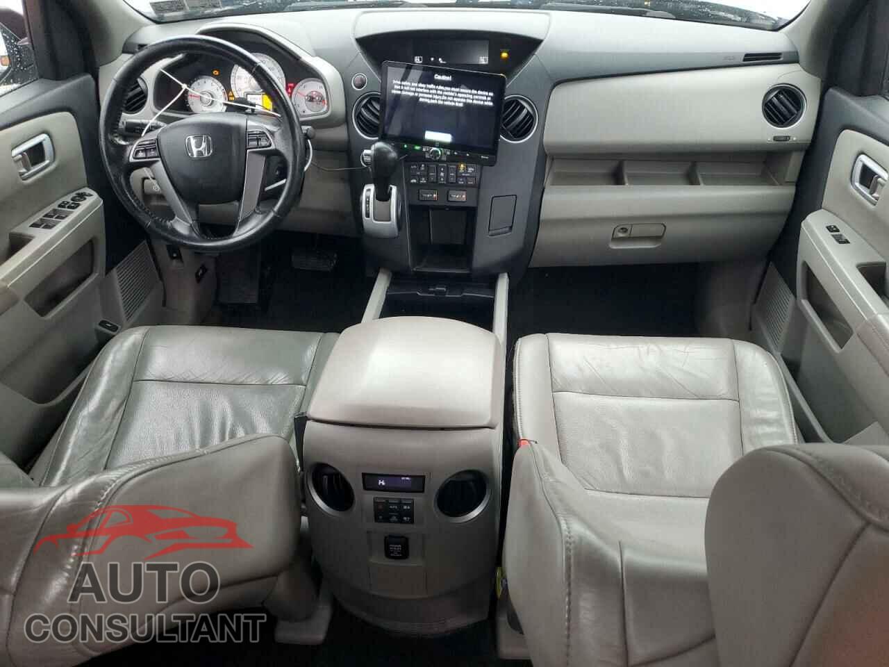 HONDA PILOT 2011 - 5FNYF4H51BB066294