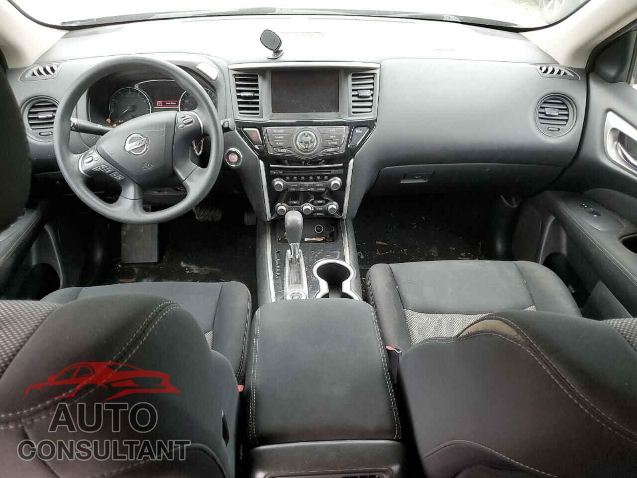 NISSAN PATHFINDER 2017 - 5N1DR2MM5HC658886