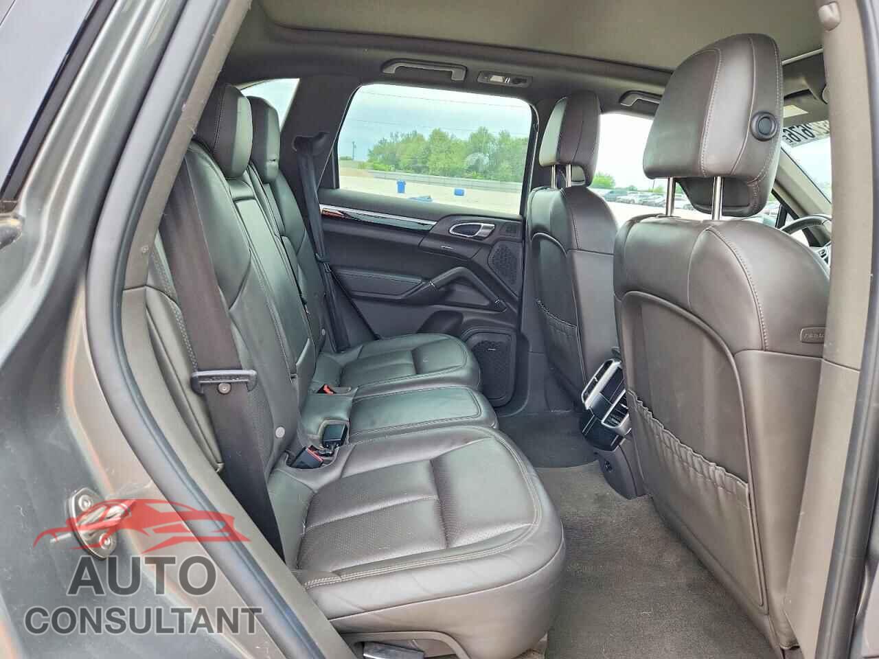 PORSCHE CAYENNE 2016 - WP1AE2A25GLA63443