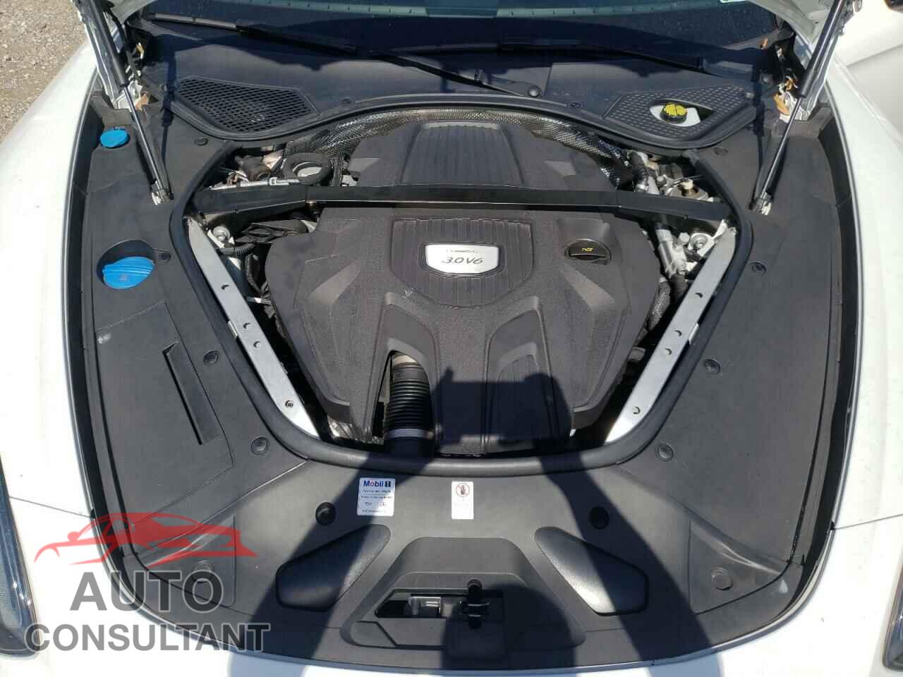 PORSCHE PANAMERA 2018 - WP0AA2A77JL107863