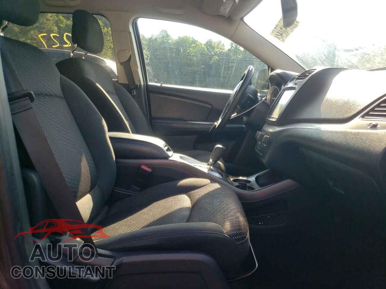 DODGE JOURNEY 2017 - 3C4PDDBG1HT543246