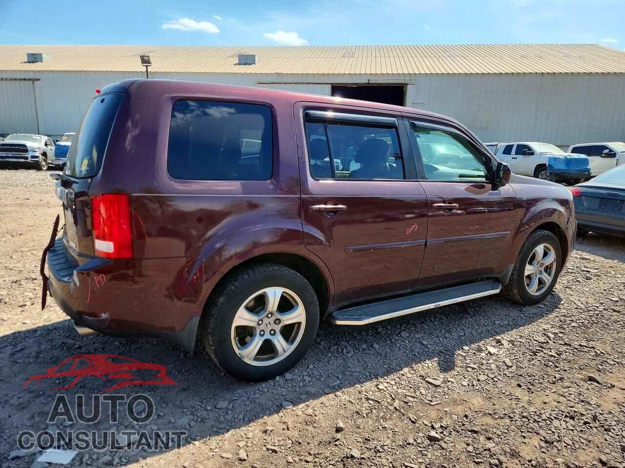 HONDA PILOT 2015 - 5FNYF4H4XFB071653