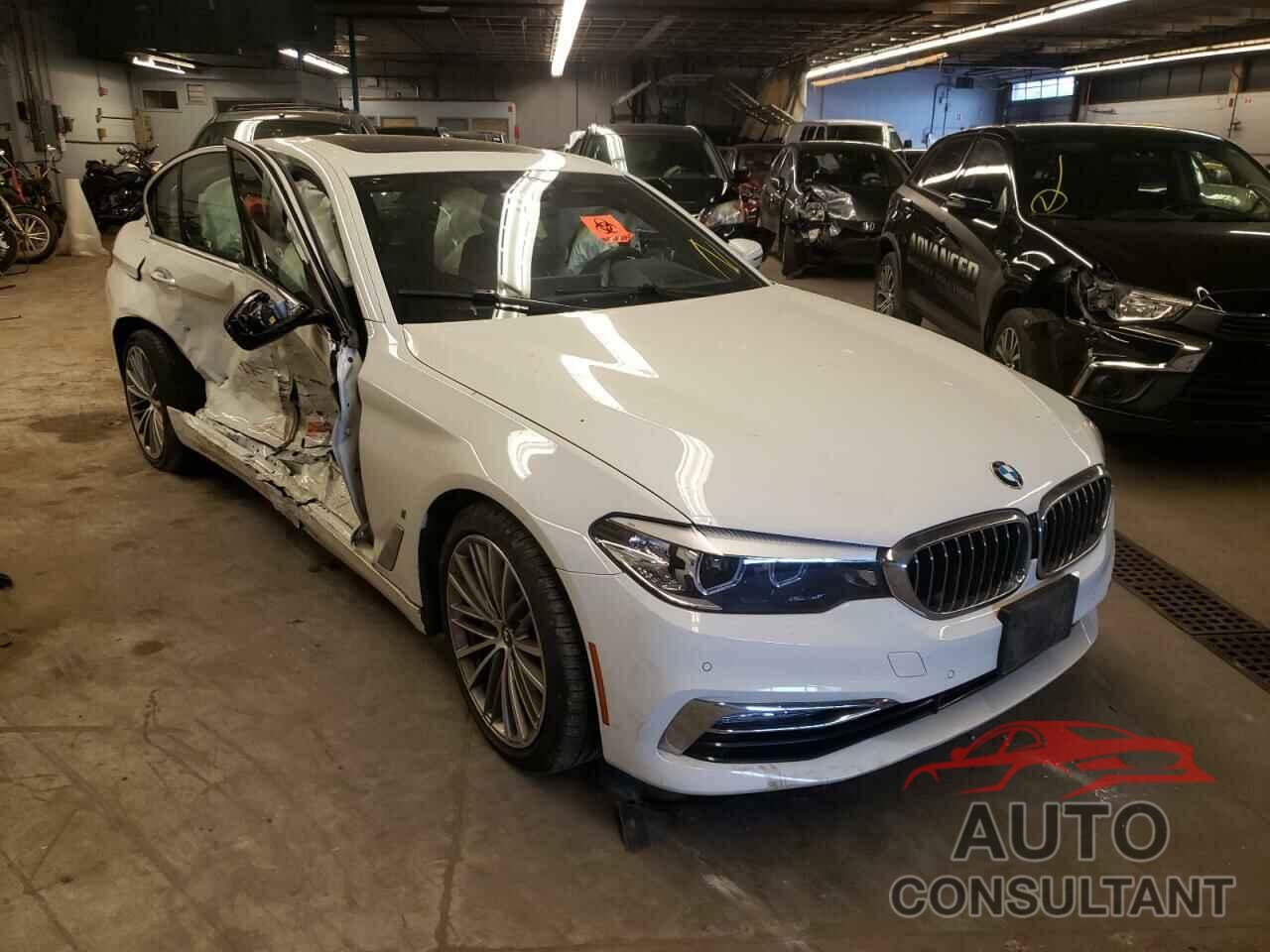 BMW 5 SERIES 2018 - WBAJB1C58JB085507