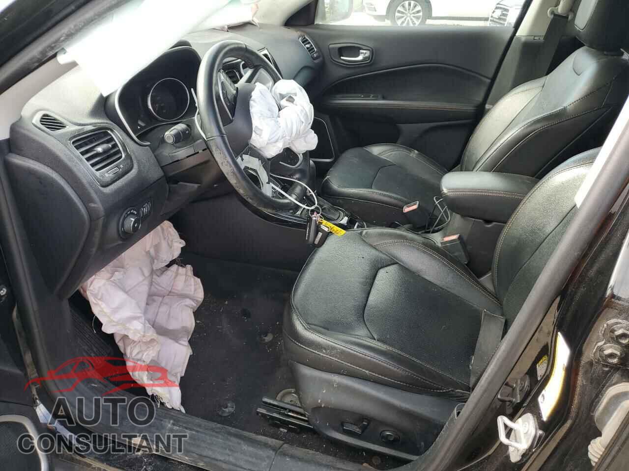 JEEP COMPASS 2018 - 3C4NJDCB9JT341165