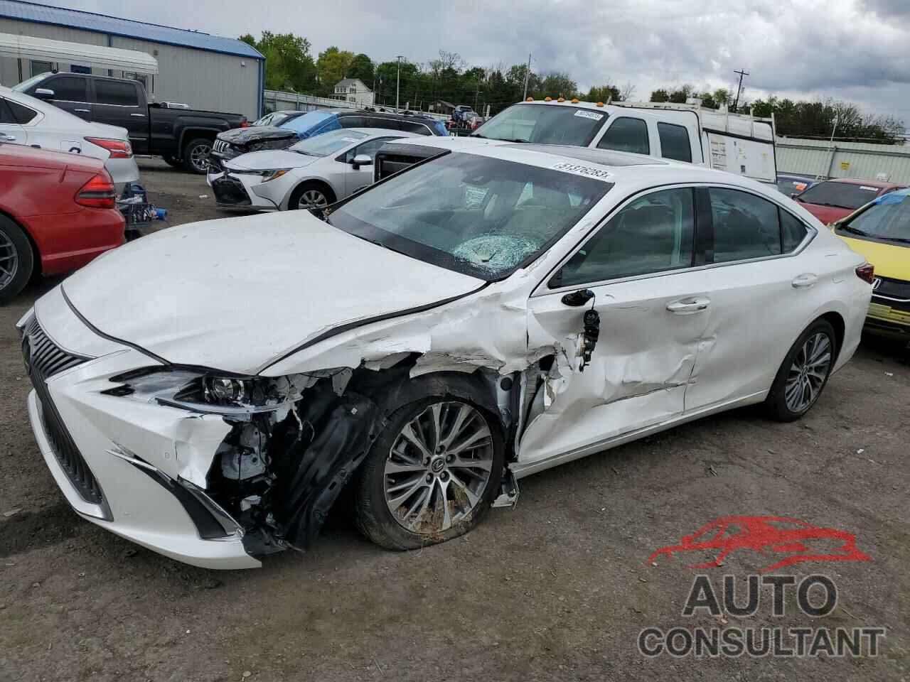 LEXUS ES350 2020 - 58ADZ1B13LU056857