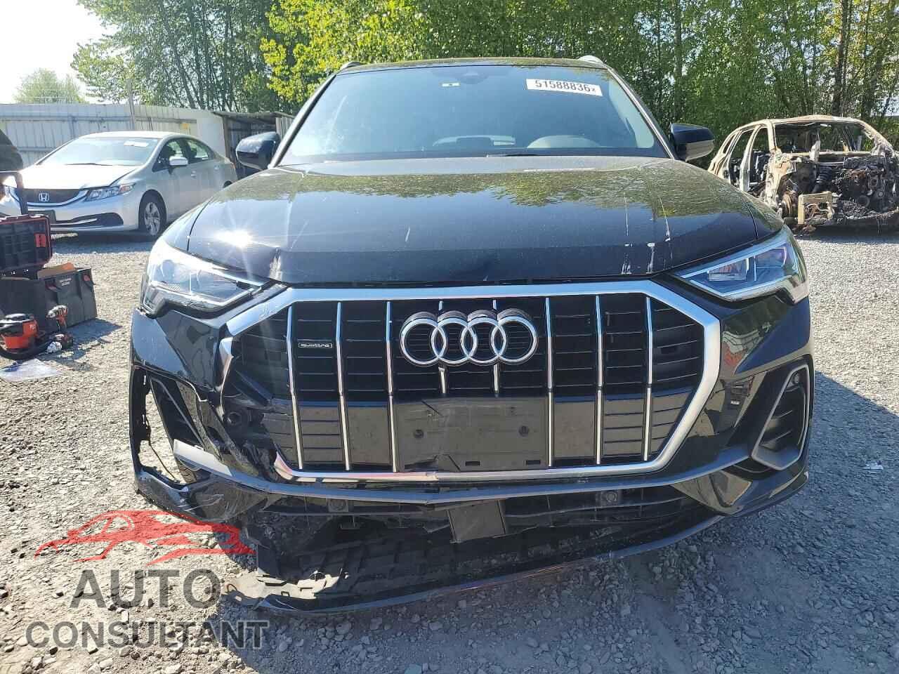 AUDI Q3 2021 - WA1EECF36M1076763