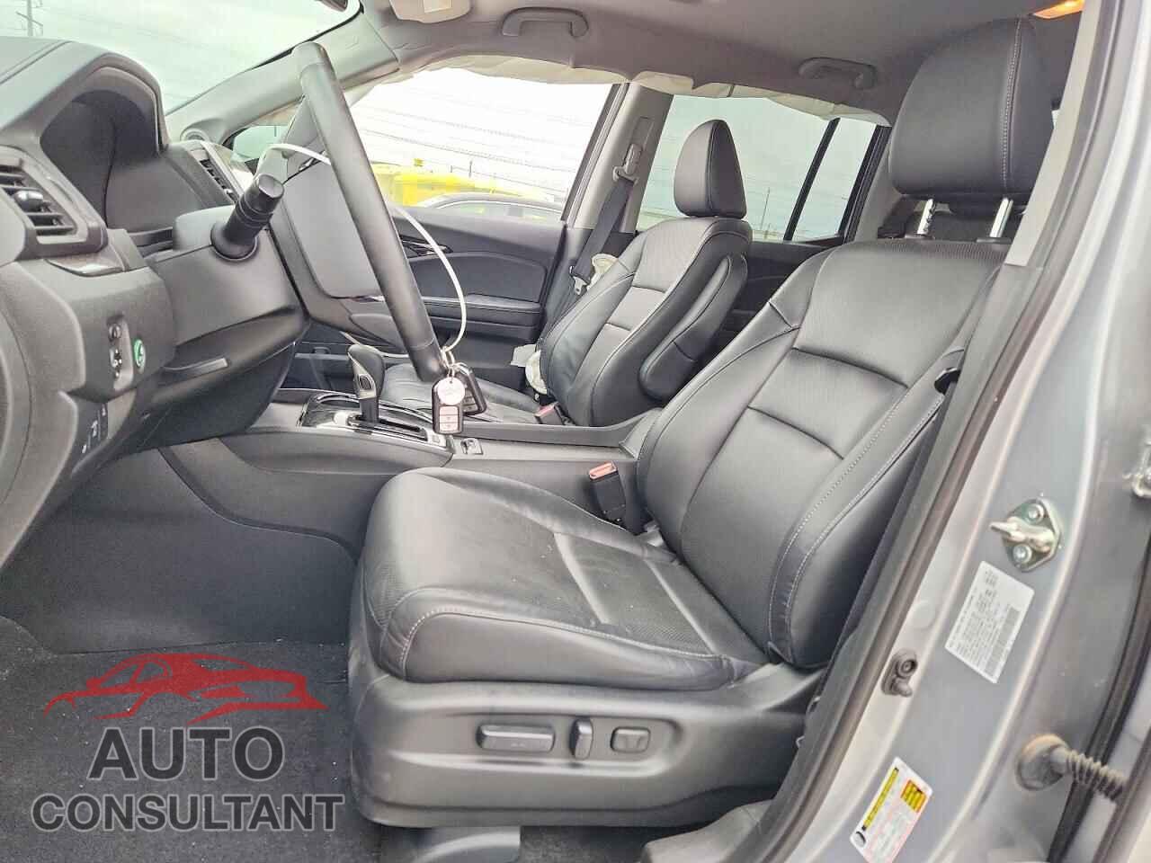 HONDA RIDGELINE 2019 - 5FPYK3F79KB024604