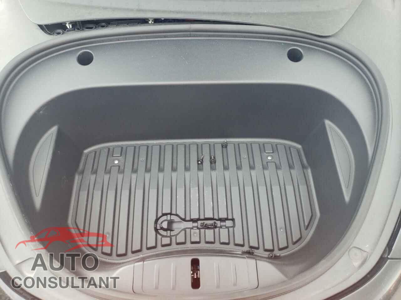 TESLA MODEL 3 2023 - 5YJ3E1EA0PF541776