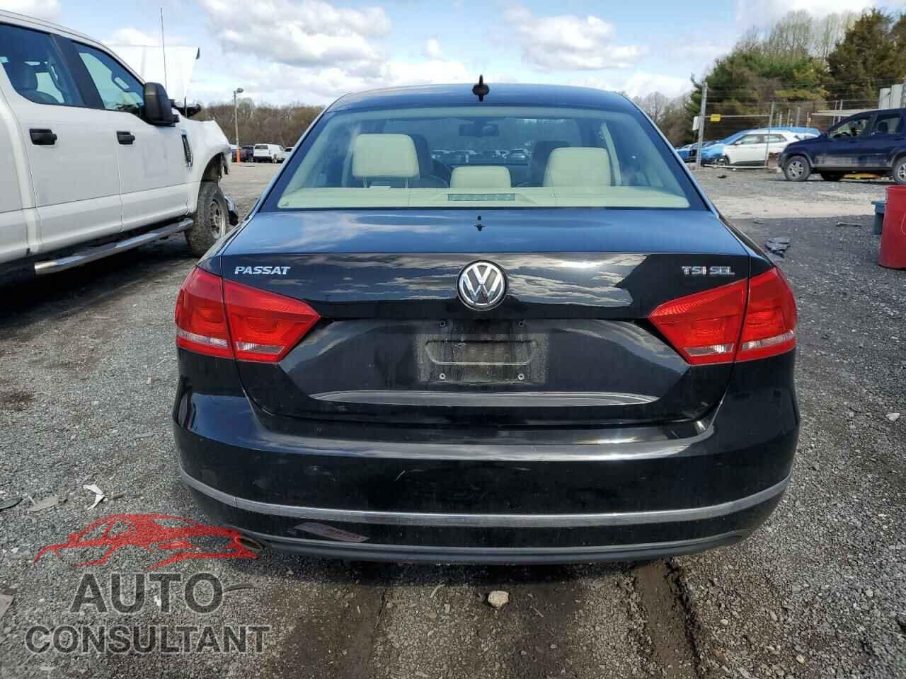 VOLKSWAGEN PASSAT 2014 - 1VWCT7A39EC004525