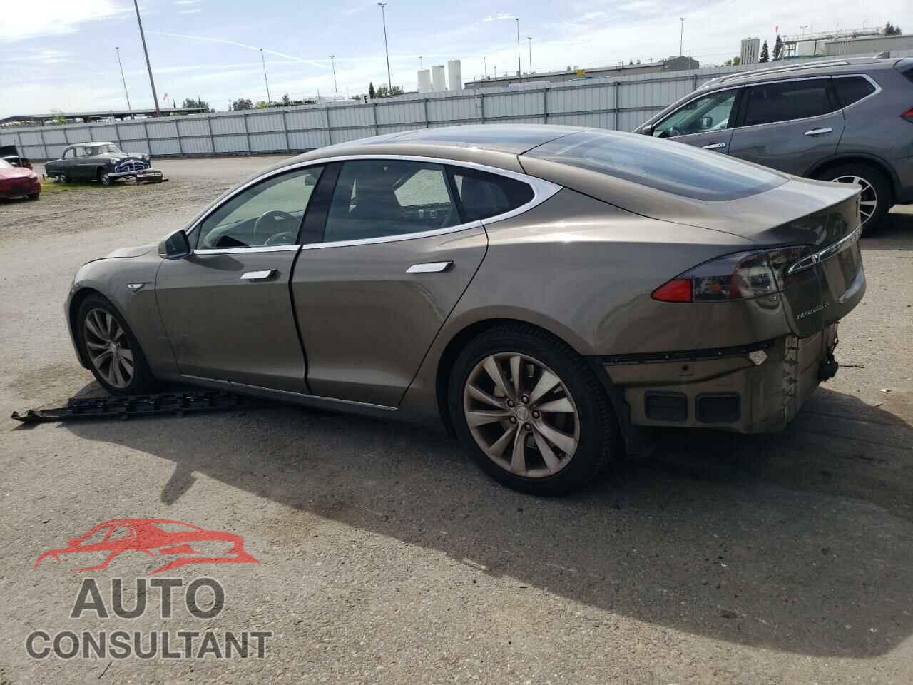 TESLA MODEL S 2016 - 5YJSA1E14GF131506