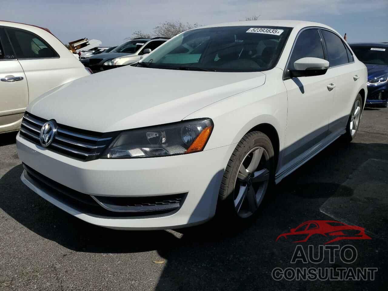 VOLKSWAGEN PASSAT 2013 - 1VWBP7A37DC071963