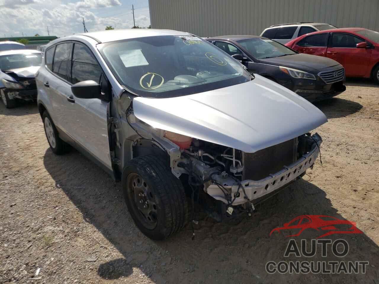 FORD ESCAPE 2017 - 1FMCU0F7XHUC10059