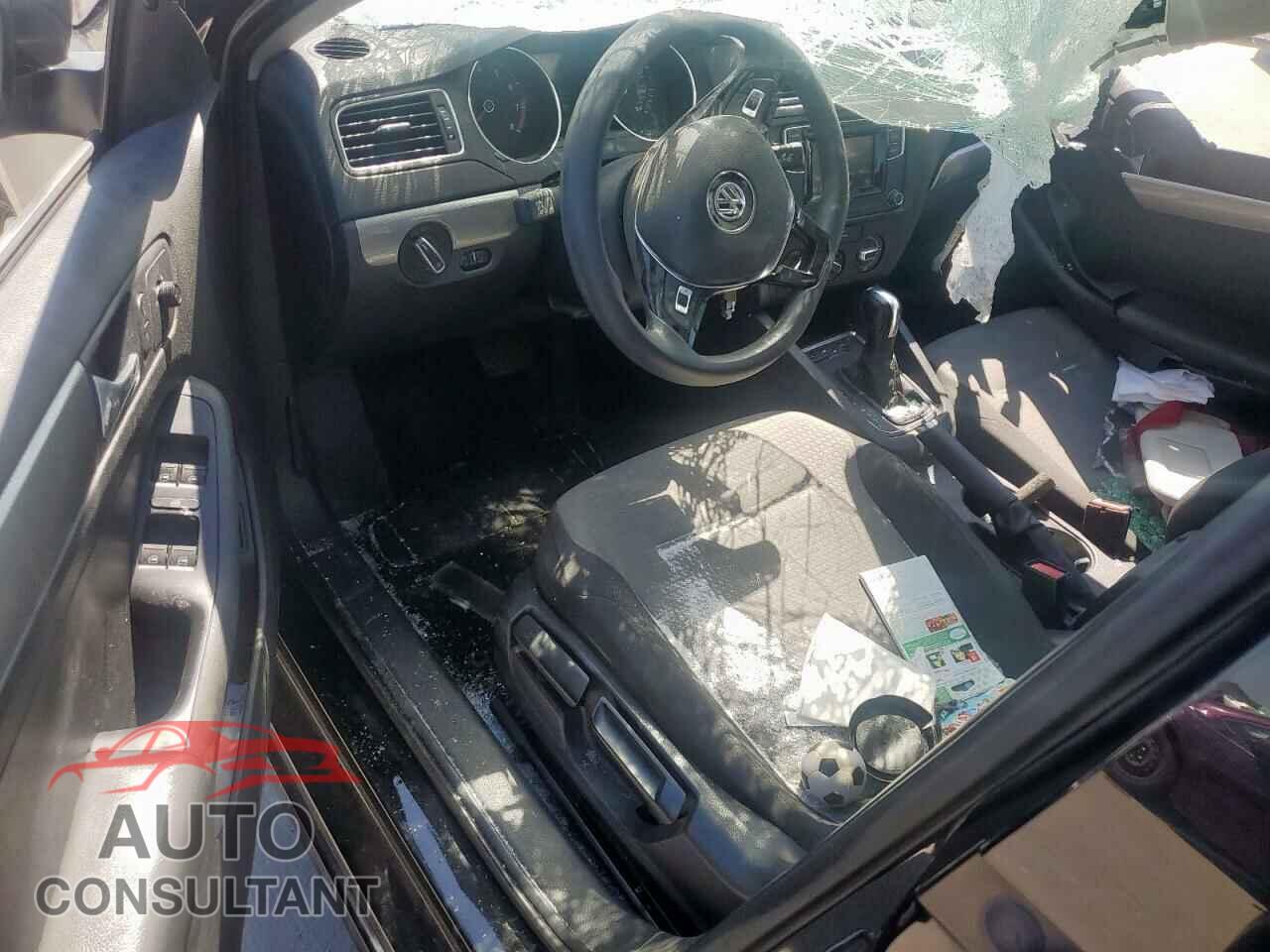 VOLKSWAGEN JETTA 2017 - 3VW2B7AJ8HM308445