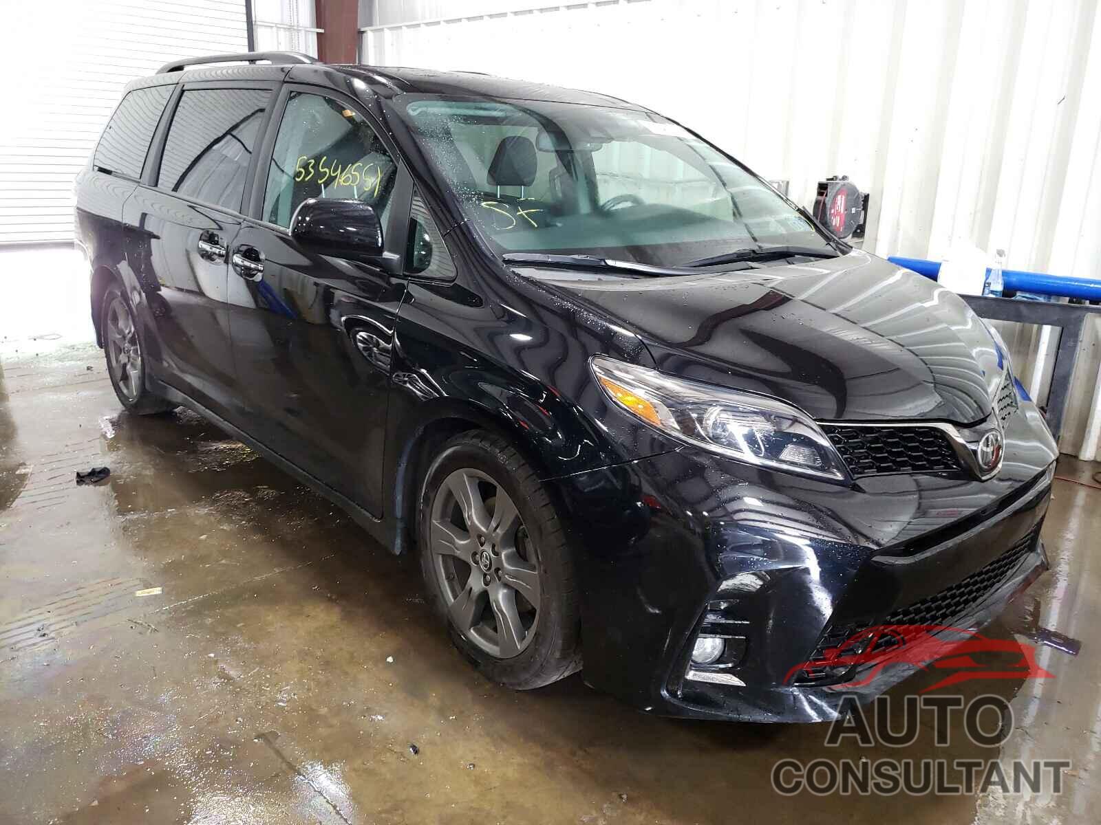 TOYOTA SIENNA 2018 - 5TDXZ3DC3JS938177