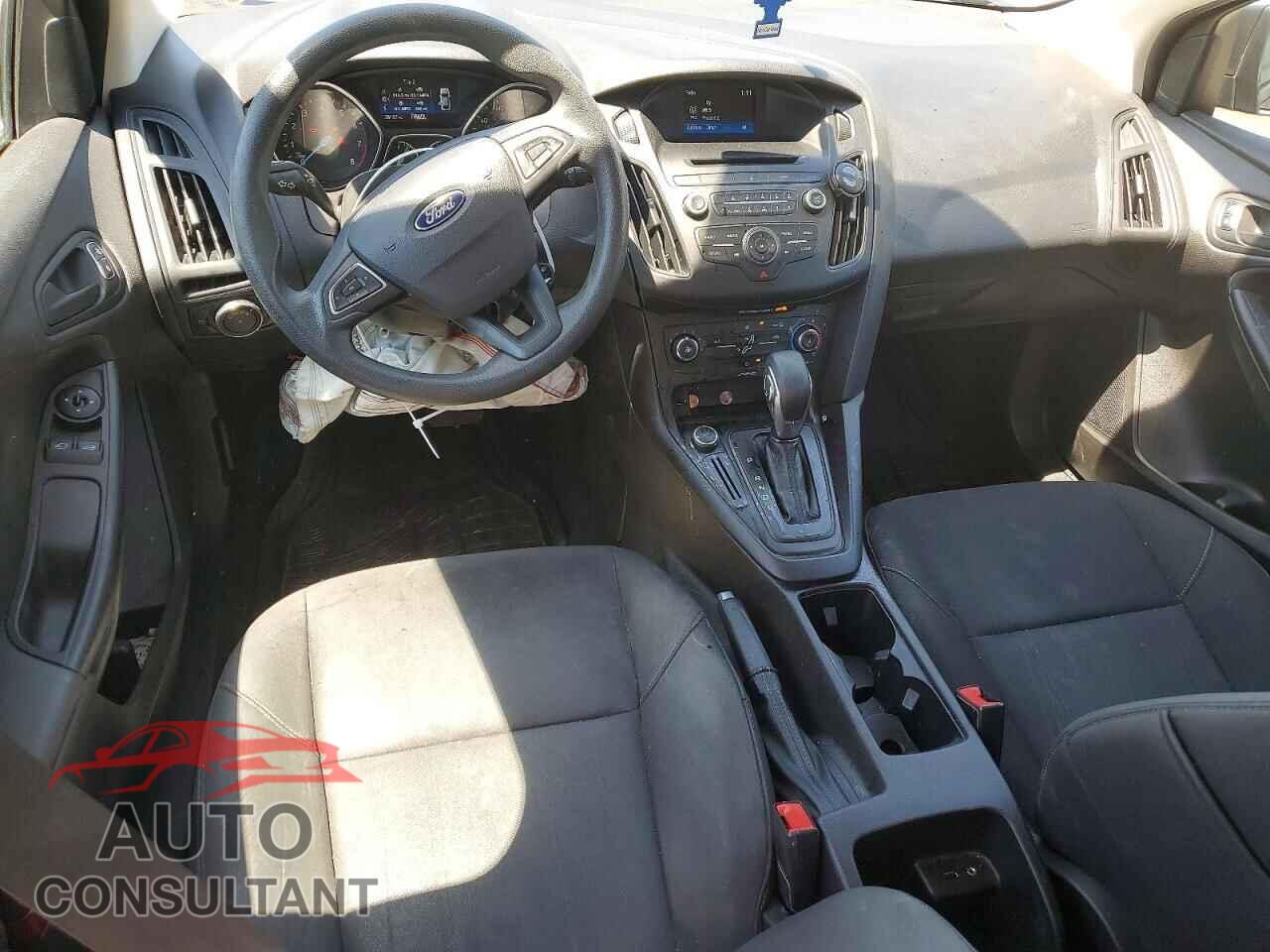 FORD FOCUS 2017 - 1FADP3E2XHL332097