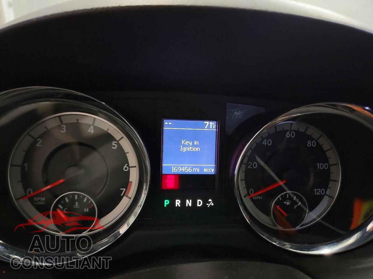 DODGE CARAVAN 2017 - 2C4RDGEG8HR696960