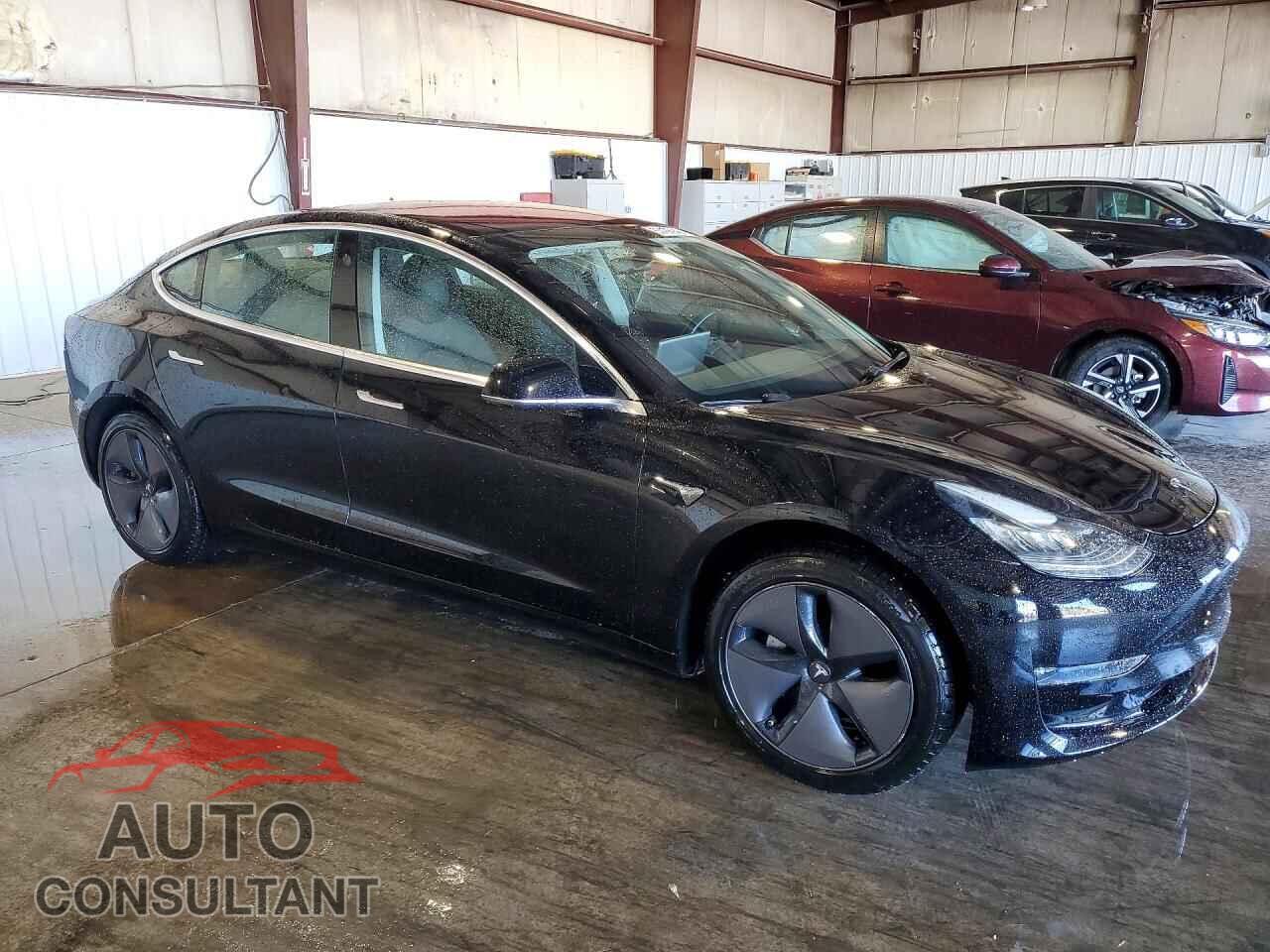 TESLA MODEL 3 2018 - 5YJ3E1EA4JF008448