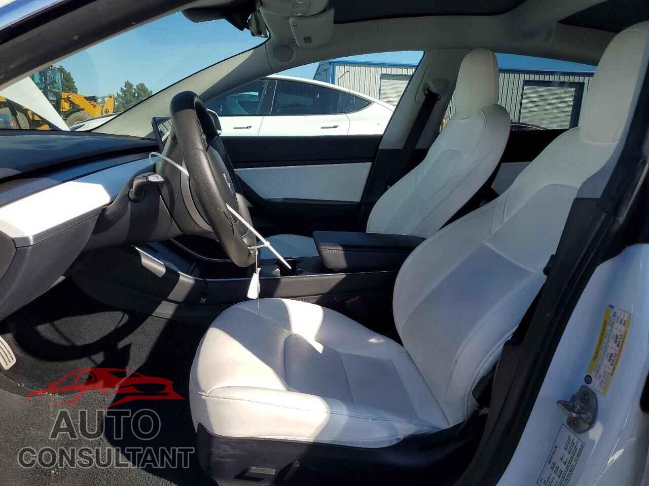 TESLA MODEL 3 2020 - 5YJ3E1EC7LF642079