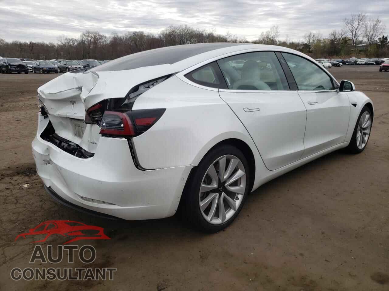 TESLA MODEL 3 2018 - 5YJ3E1EB0JF122309