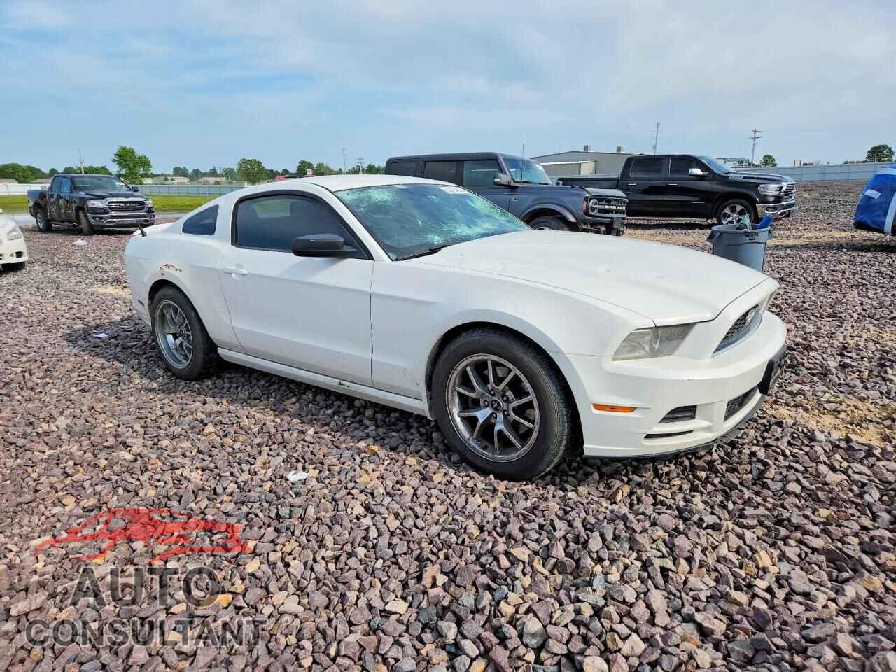 FORD MUSTANG 2013 - 1ZVBP8AM1D5269621