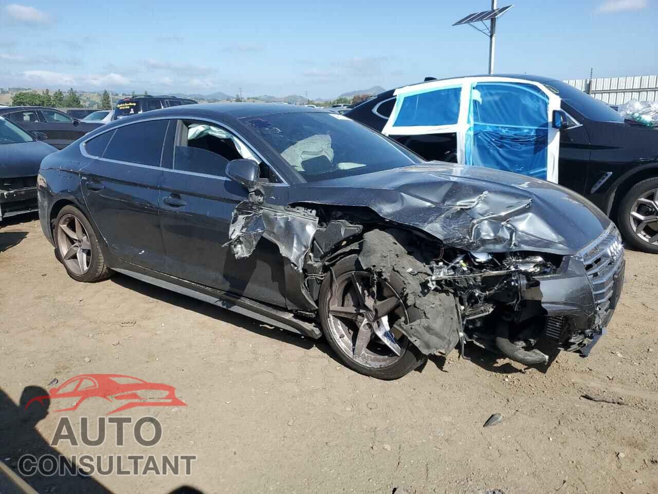 AUDI A5 2018 - WAUENCF56JA096284