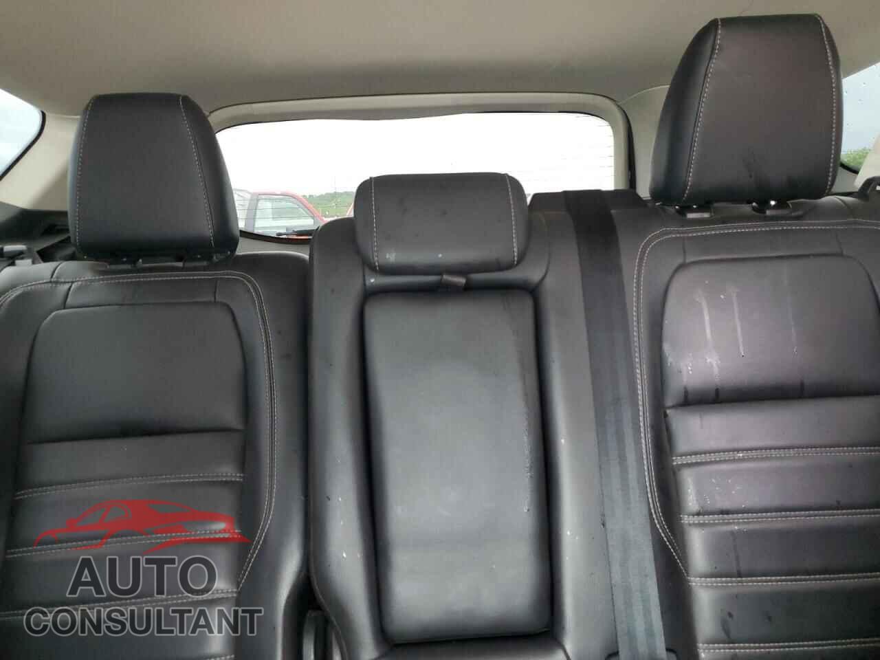 FORD ESCAPE 2019 - 1FMCU0HD2KUB95096
