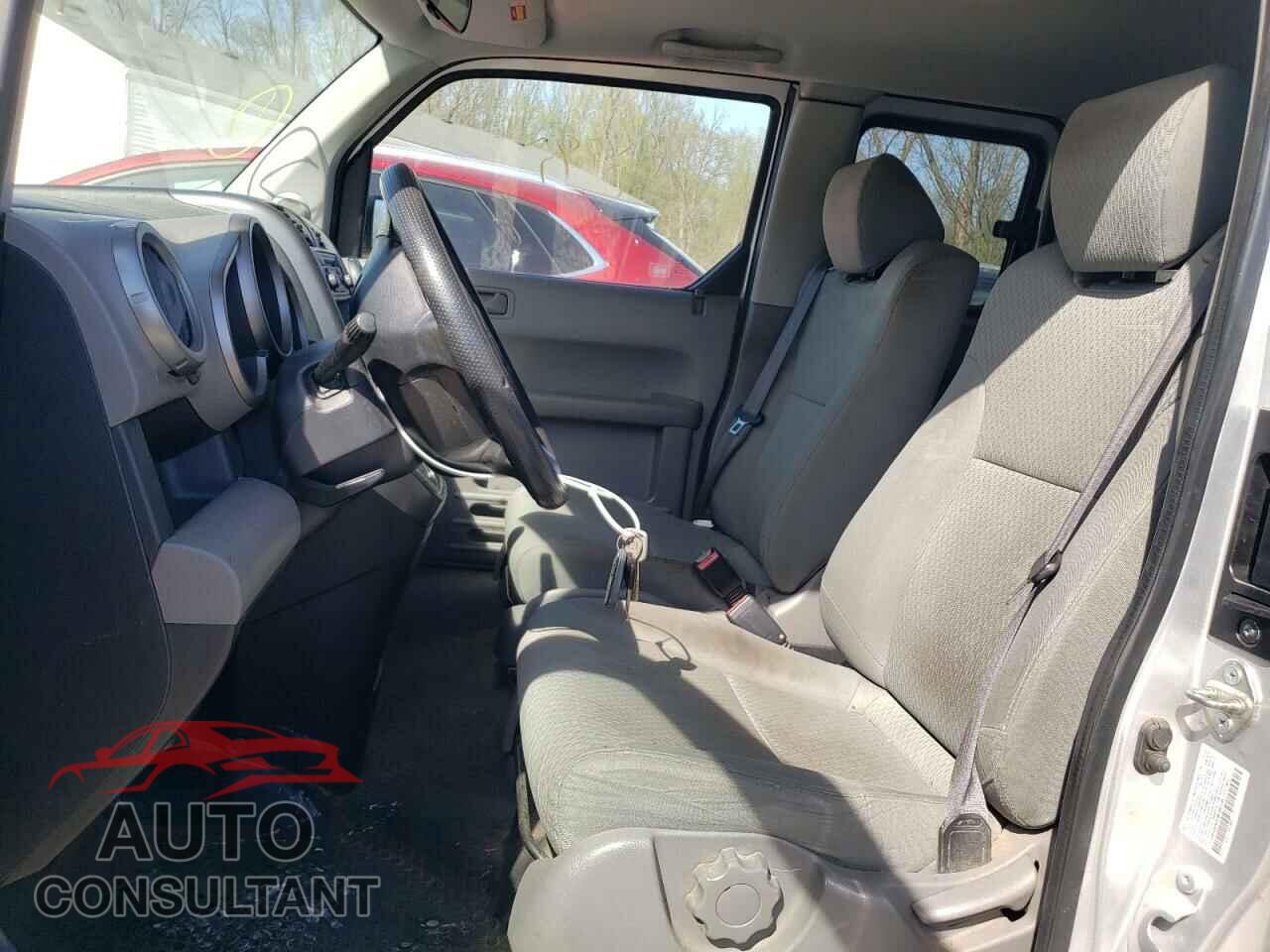 HONDA ELEMENT 2011 - 5J6YH2H37BL002135