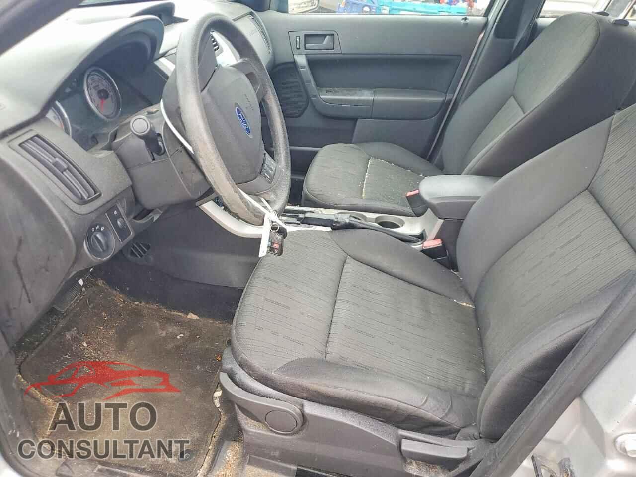 FORD FOCUS 2011 - 1FAHP3FN1BW106286