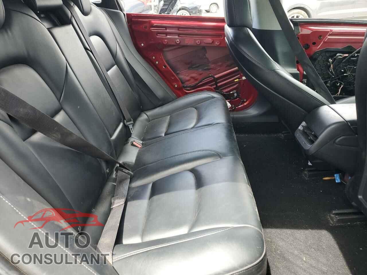 TESLA MODEL 3 2019 - 5YJ3E1EB2KF496731
