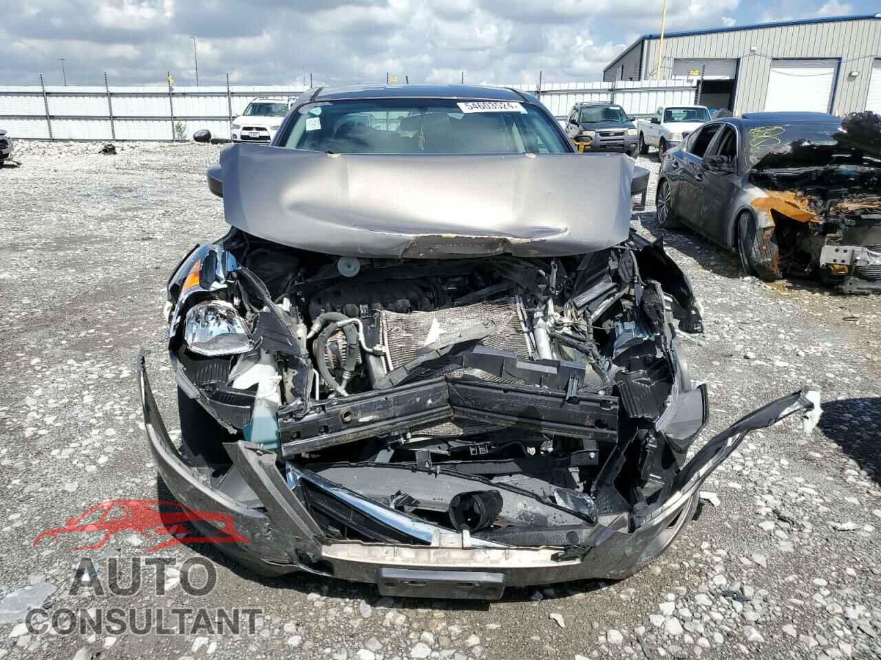 NISSAN VERSA 2017 - 3N1CN7AP3HL801624