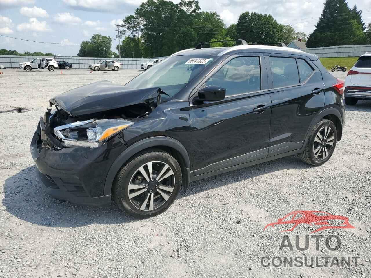 NISSAN KICKS 2018 - 3N1CP5CU2JL526657