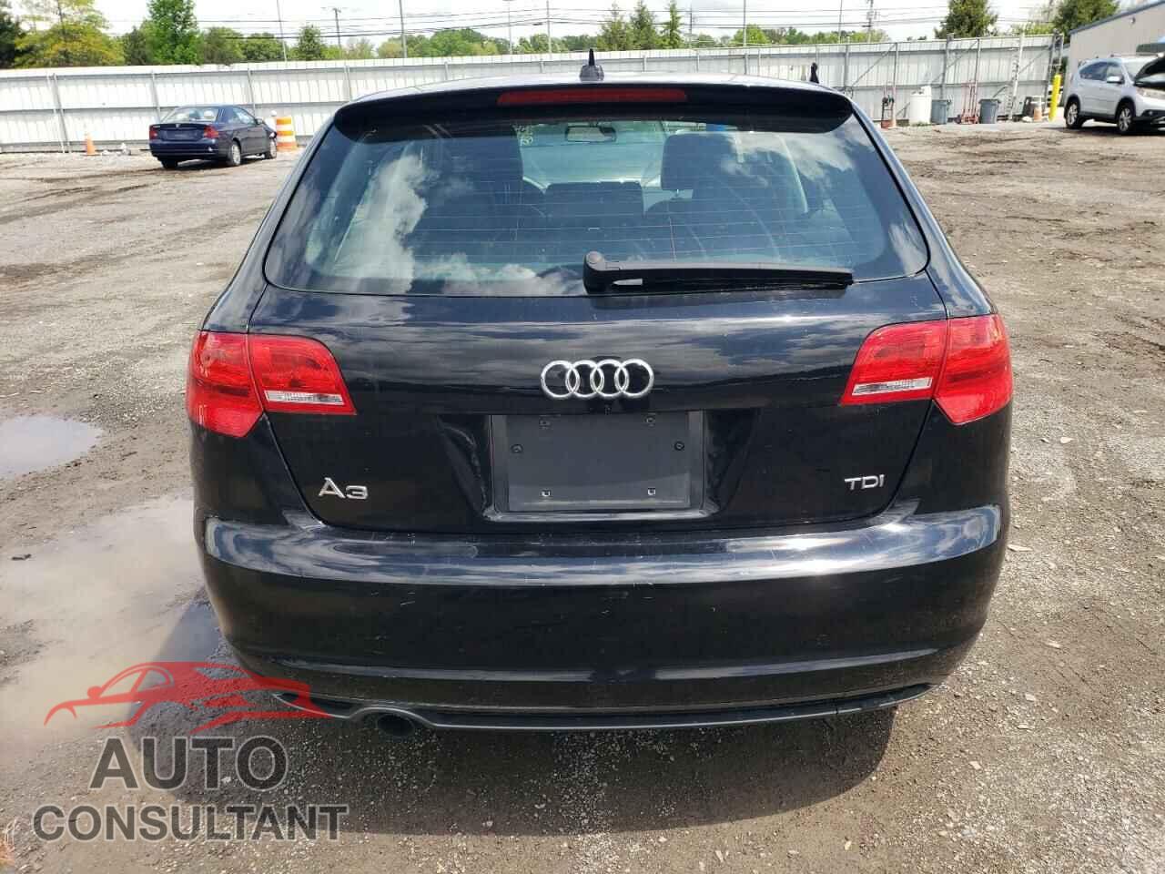 AUDI A3 2012 - WAUBJAFM8CA010194