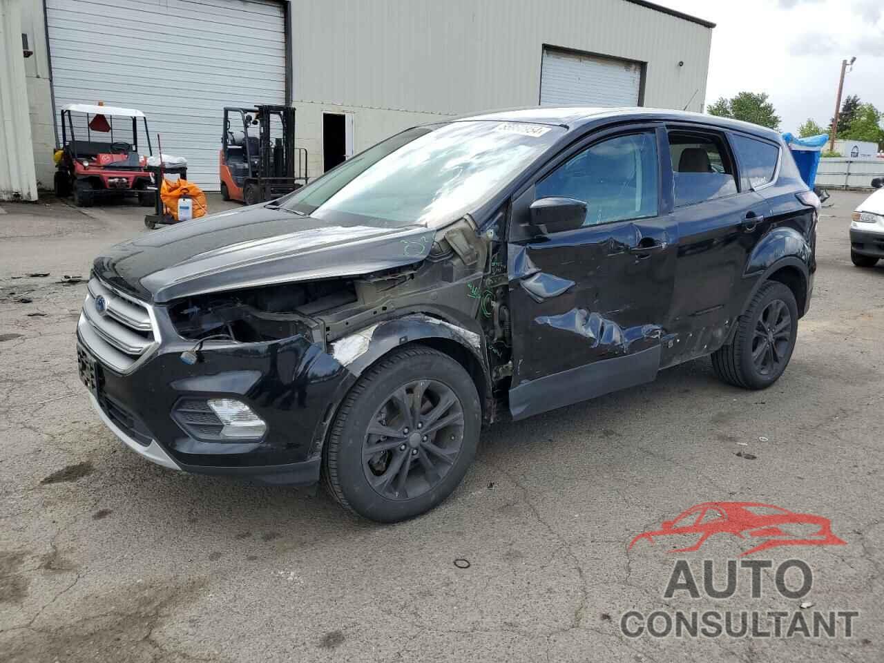 FORD ESCAPE 2017 - 1FMCU0G98HUC42914