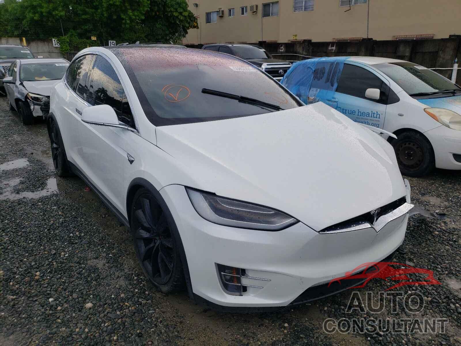 TESLA MODEL X 2018 - 5YJXCBE43JF091233