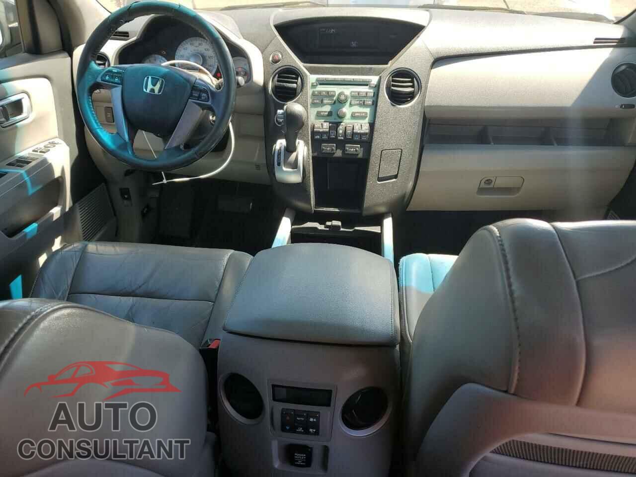 HONDA PILOT 2011 - 5FNYF4H54BB058951