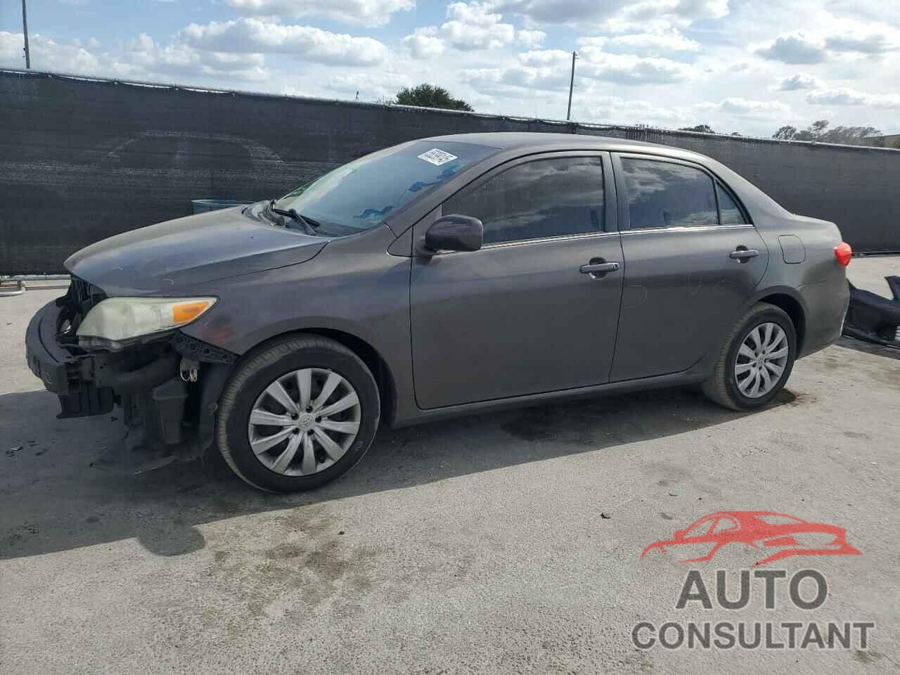 TOYOTA COROLLA 2013 - 2T1BU4EE3DC996155