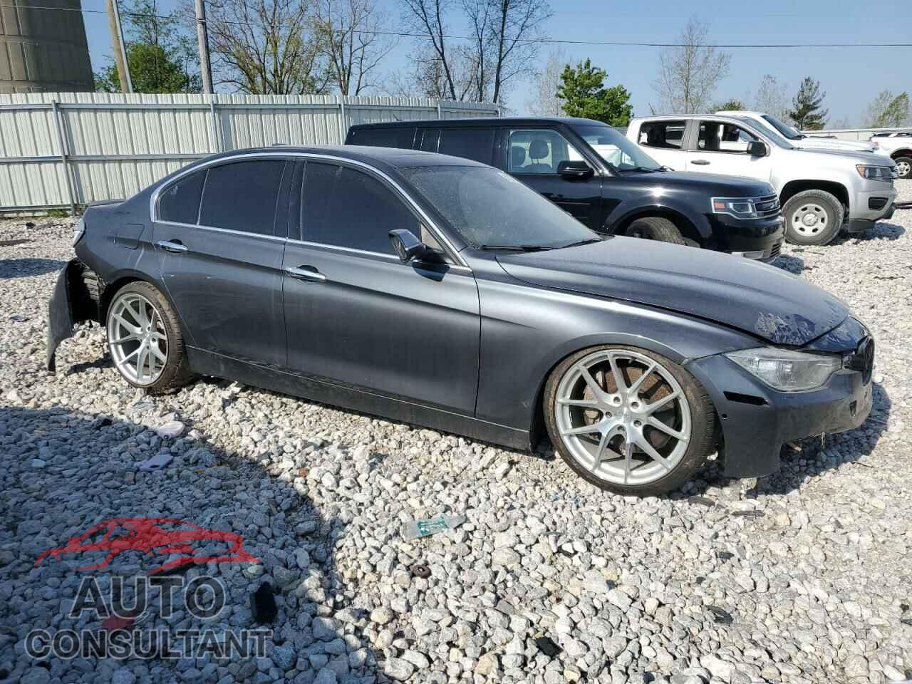 BMW 3 SERIES 2013 - WBA3B9C58DF585543