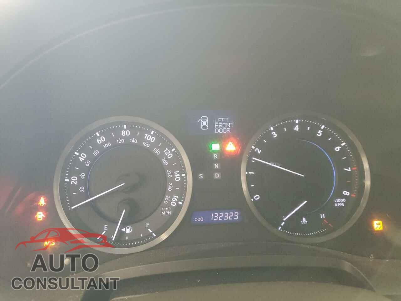 LEXUS IS 2011 - JTHCF5C29B5046176