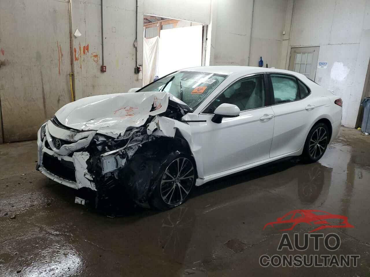 TOYOTA CAMRY 2019 - 4T1B11HK3KU820775