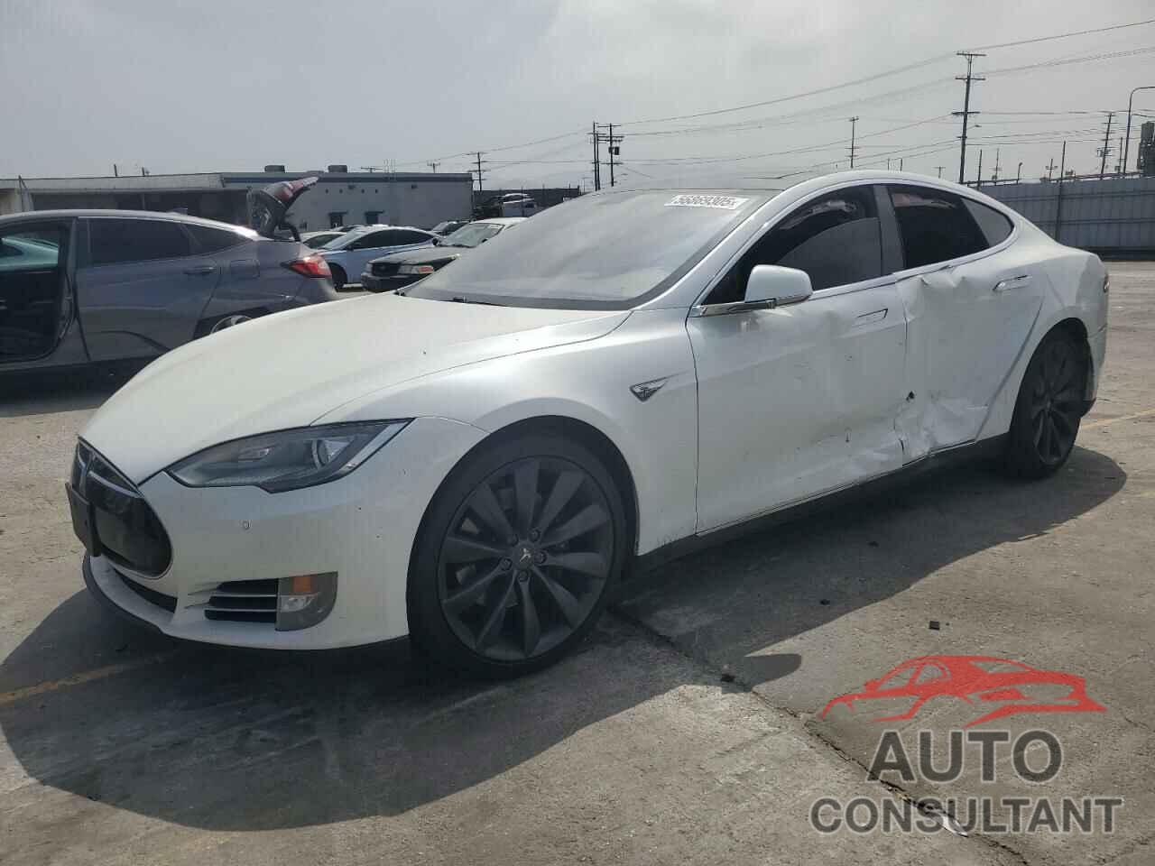 TESLA MODEL S 2013 - 5YJSA1DP1DFP20689