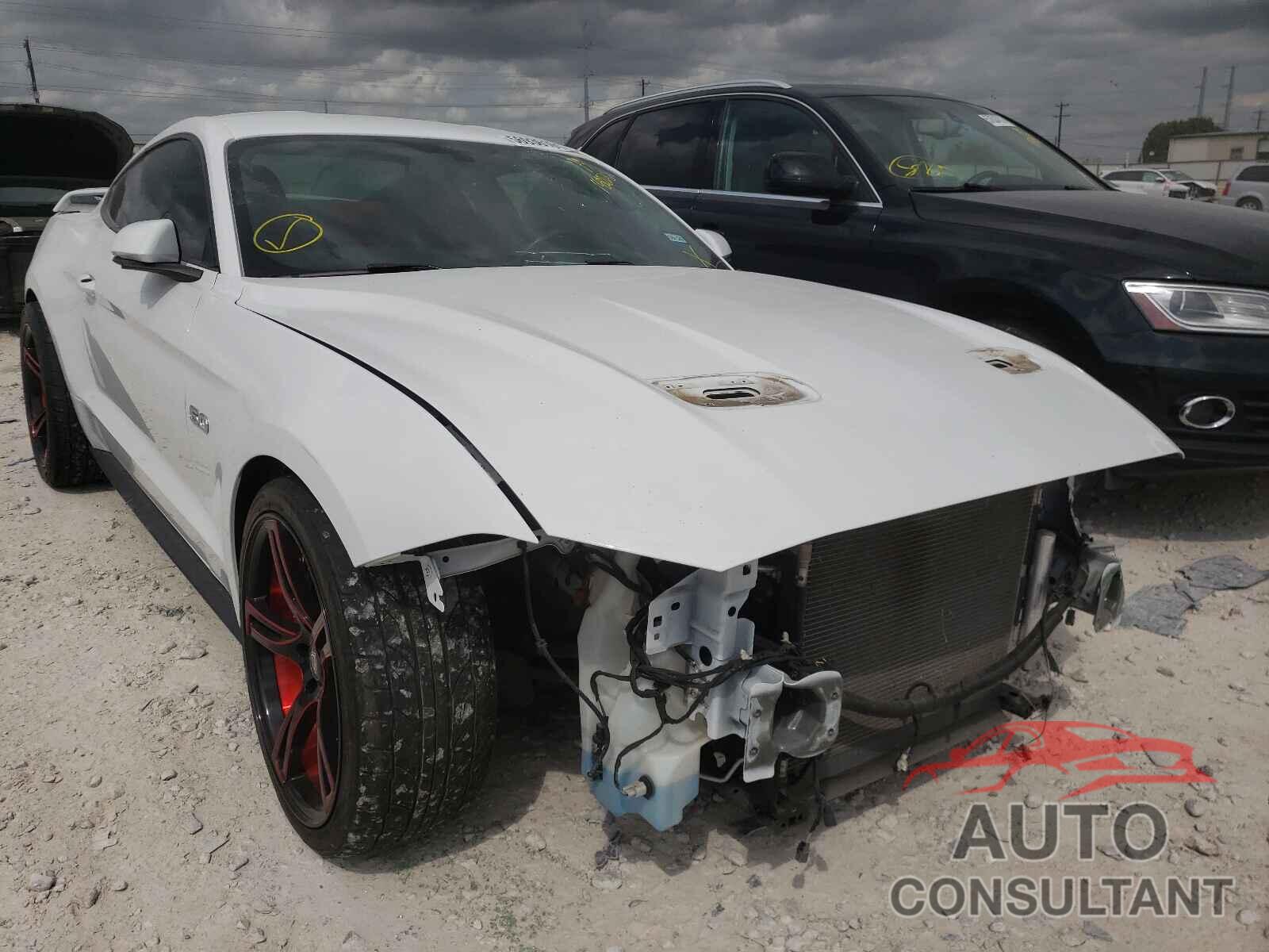 FORD MUSTANG 2018 - 1FA6P8CF6J5180020
