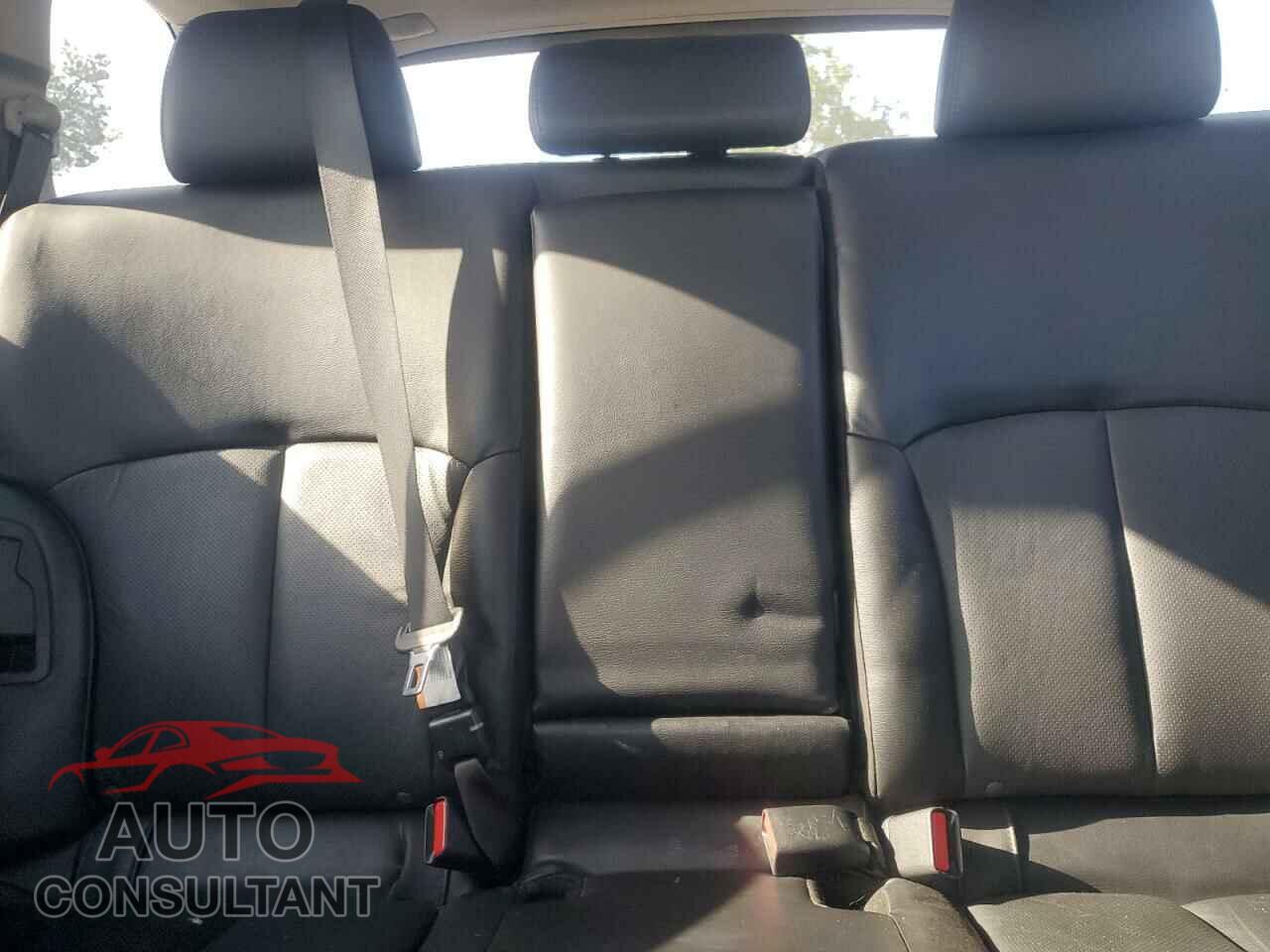 SUBARU OUTBACK 2013 - 4S4BRBLC7D3211731