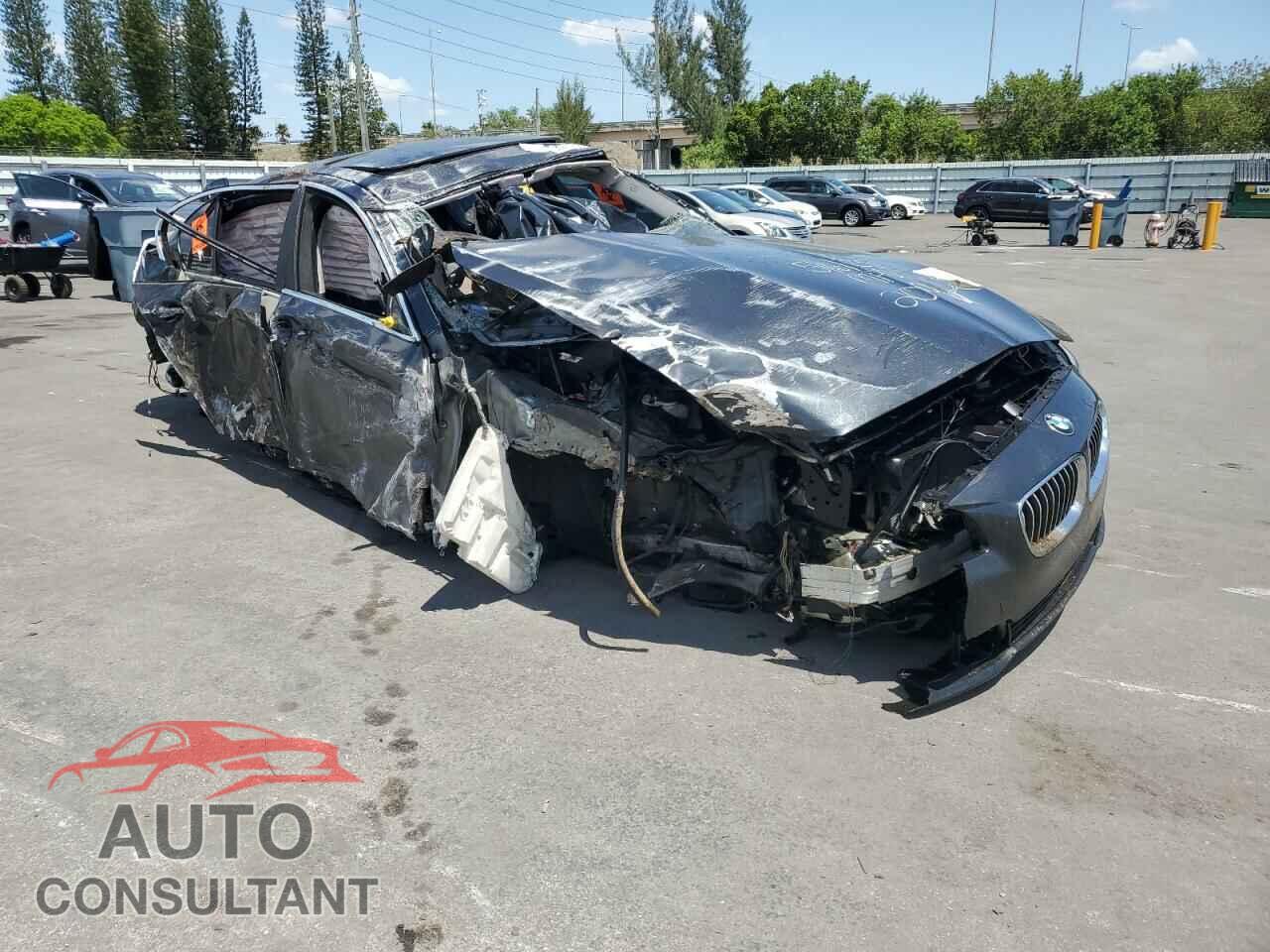 BMW 5 SERIES 2014 - WBA5B1C50ED482091
