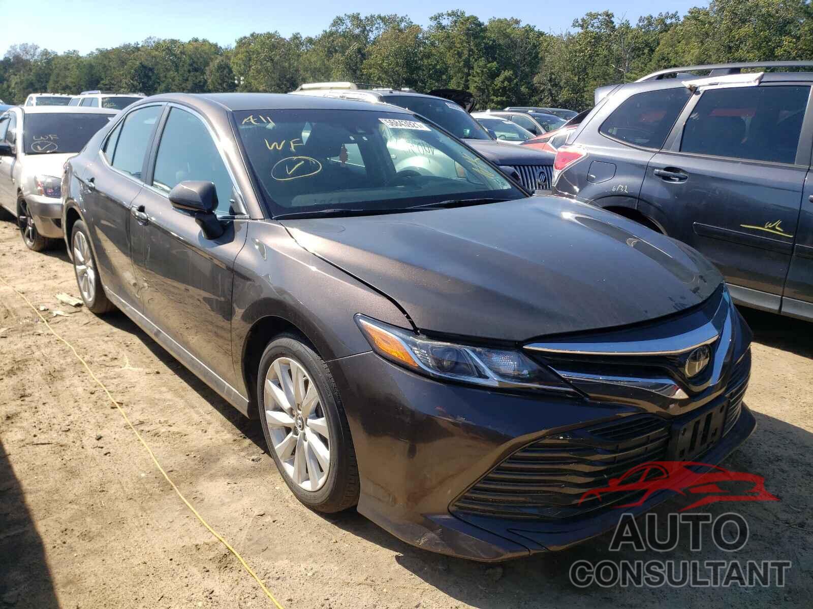 TOYOTA CAMRY 2018 - 4T1B11HK6JU655254