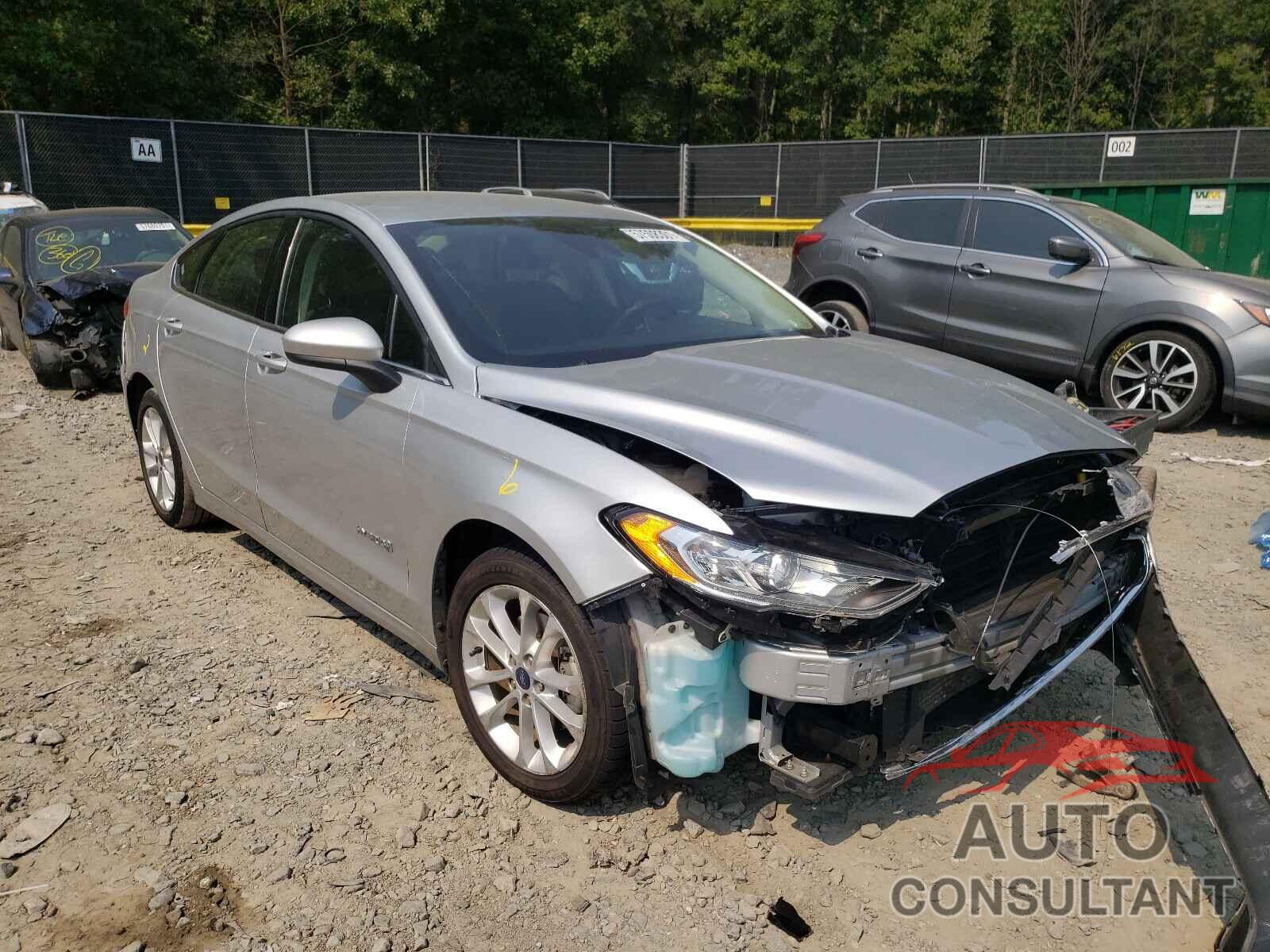 FORD FUSION 2019 - 3FA6P0LU1KR187956