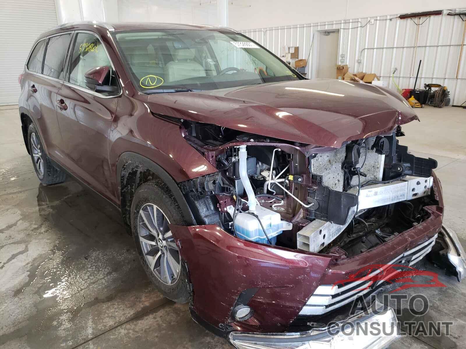 TOYOTA HIGHLANDER 2019 - 5TDJZRFH1KS718006