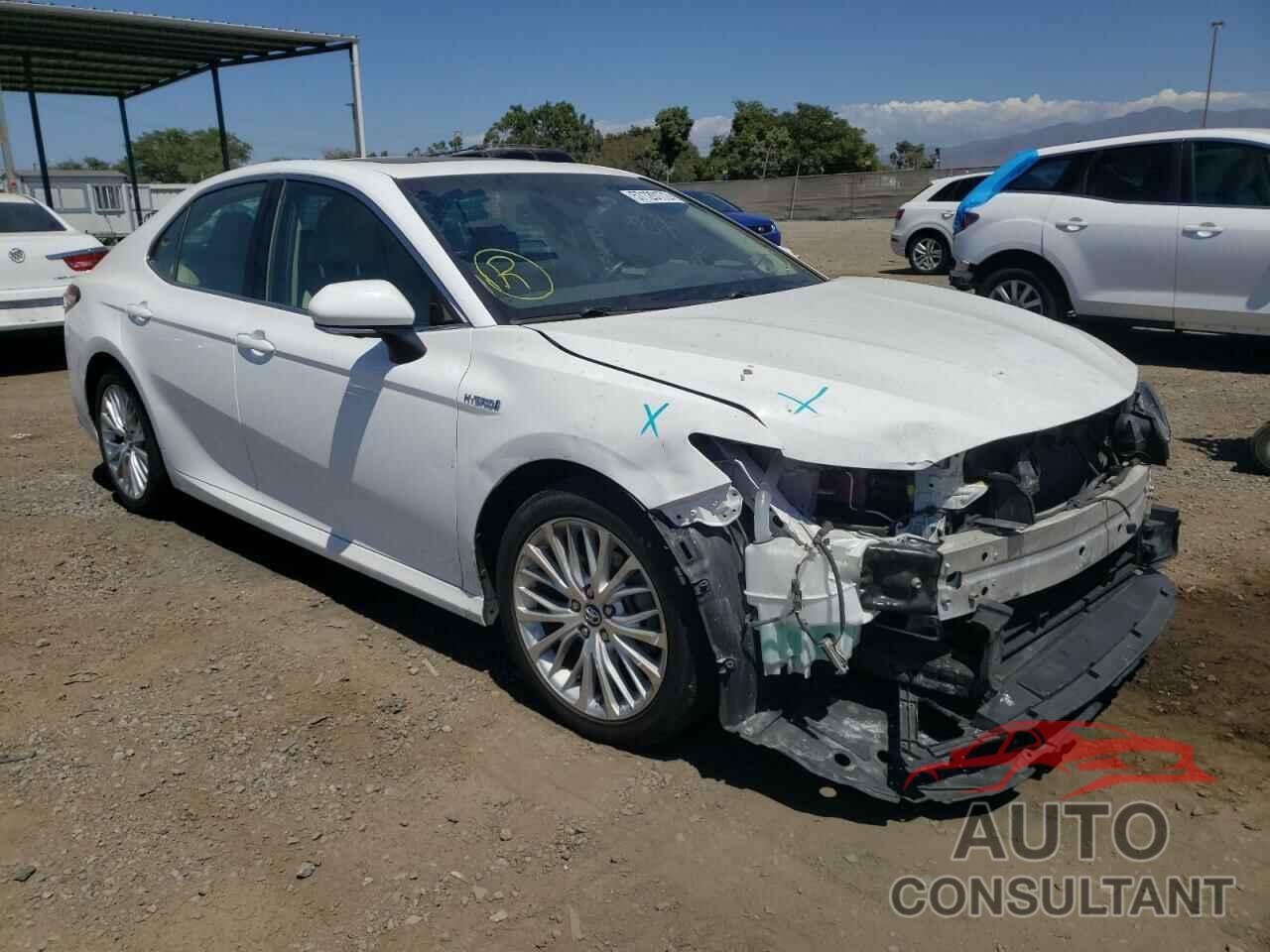 TOYOTA CAMRY 2018 - 4T1B21HKXJU506987