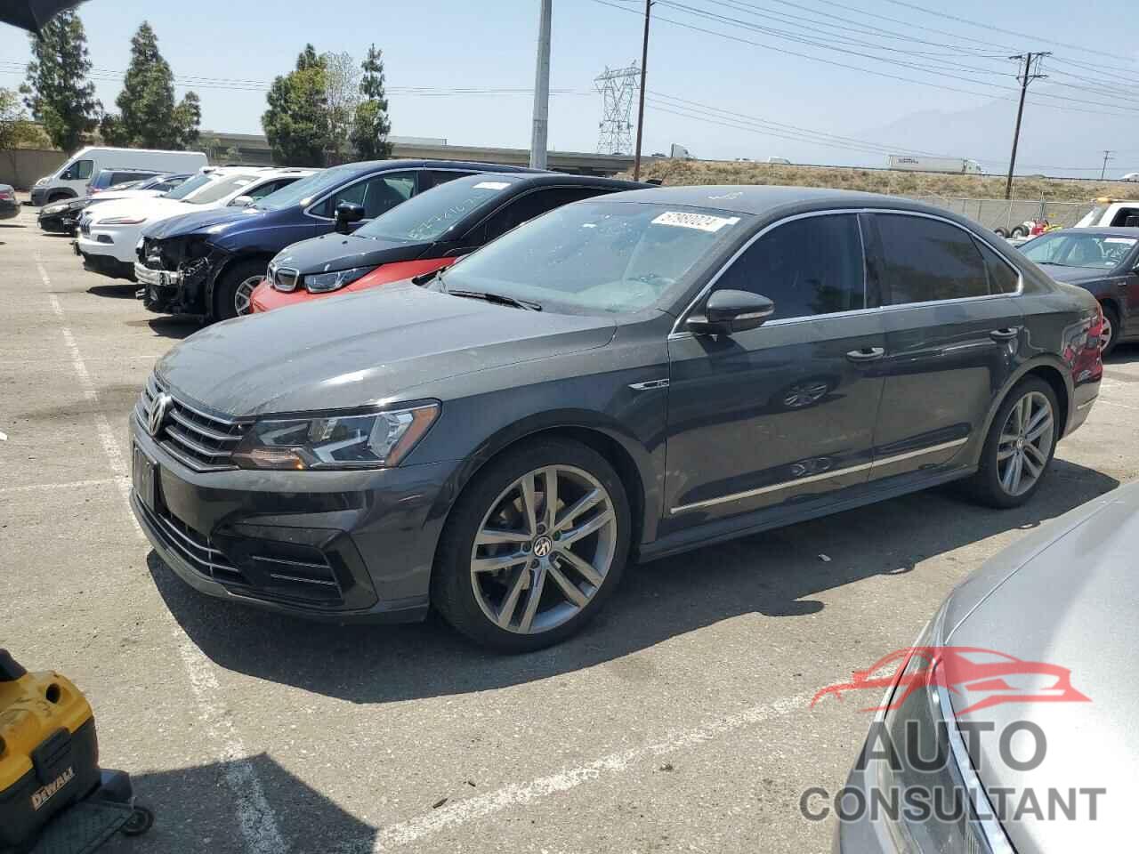 VOLKSWAGEN PASSAT 2017 - 1VWDT7A38HC051697