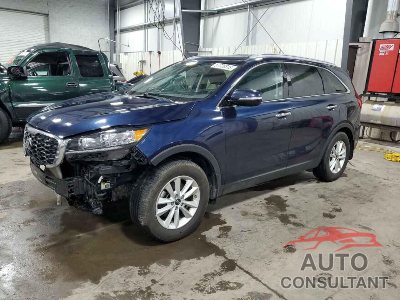 KIA SORENTO 2019 - 5XYPG4A38KG526156