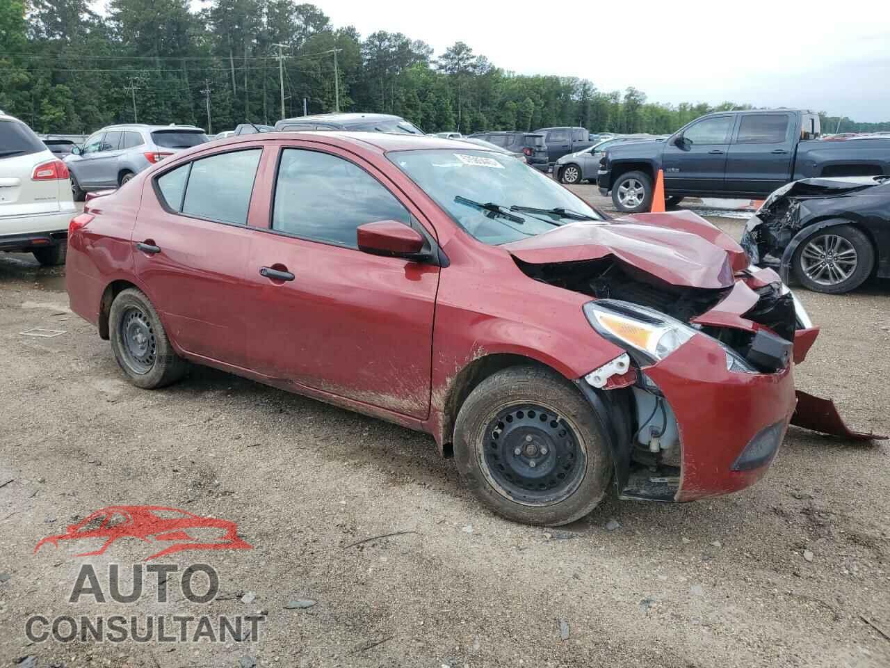 NISSAN VERSA 2017 - 3N1CN7AP3HL820402